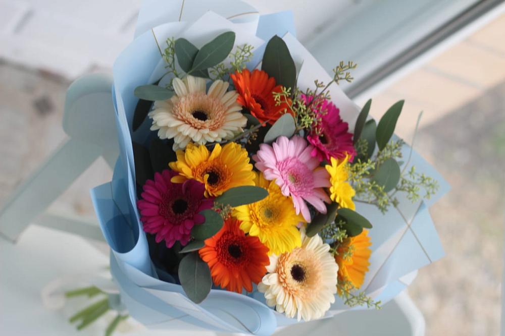 Букет мини герберы в городе Вышний Волочёк Букет цветов из: Герберы в городе Вышний Волочёк