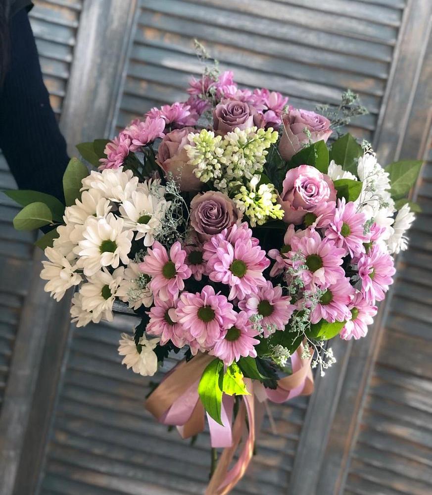 Букет Цветочный шарм в городе Вышний Волочёк Букет цветов из: Хризантемы и Розы в городе Вышний Волочёк