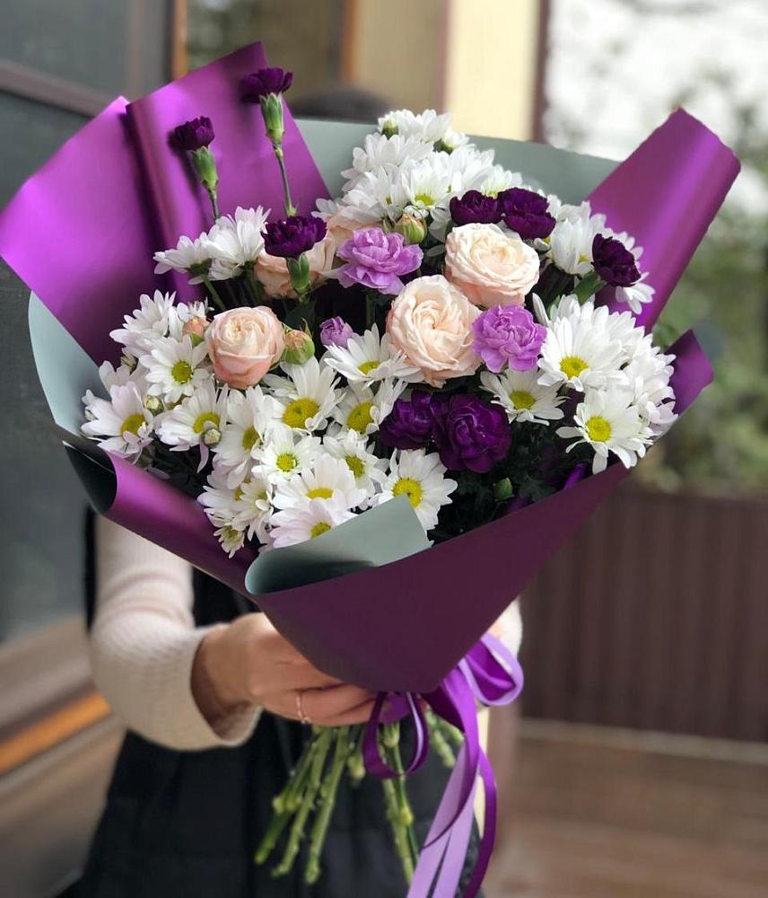 Букет фиолетовый сад в городе Вышний Волочёк Букет цветов из: Хризантемы, Гвоздики и Розы в городе Вышний Волочёк
