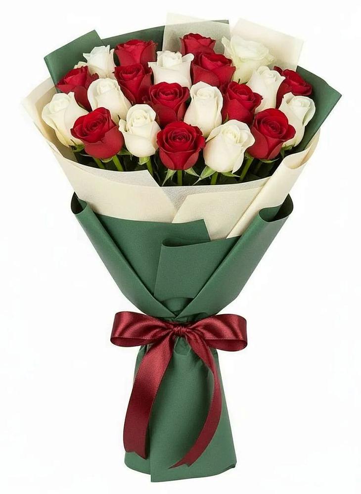 Микс из красных и белых роз в городе Вышний Волочёк Букет Микс из красных и белых роз в городе Вышний Волочёк