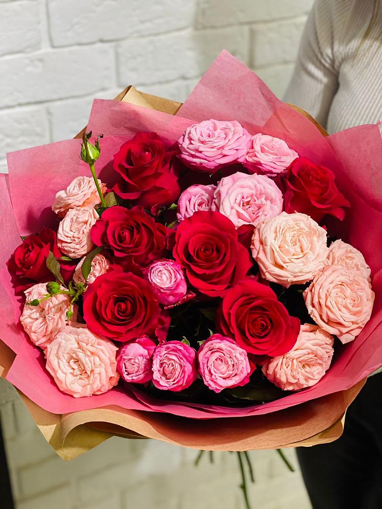 Букет Великолепный в городе Вышний Волочёк Букет цветов из: Розы в городе Вышний Волочёк