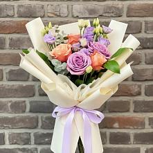 Букет цветочные ноты #REPLACE_PRED# городе Вышний Волочёк Букет цветов из:  Лизиантусы и Розы #REPLACE_PRED# городе Вышний Волочёк