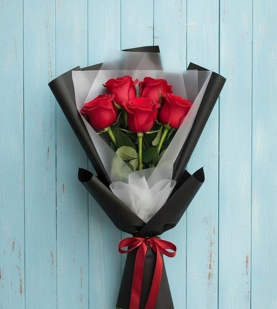 Букет в ритме города в городе Вышний Волочёк Букет цветов из: Розы в городе Вышний Волочёк