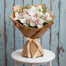 Букет цветов из:  Орхидеи и Розы в городе Вышний Волочёк